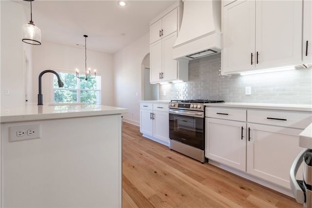 5840 Poppy Avenue, Springdale, AR 72762