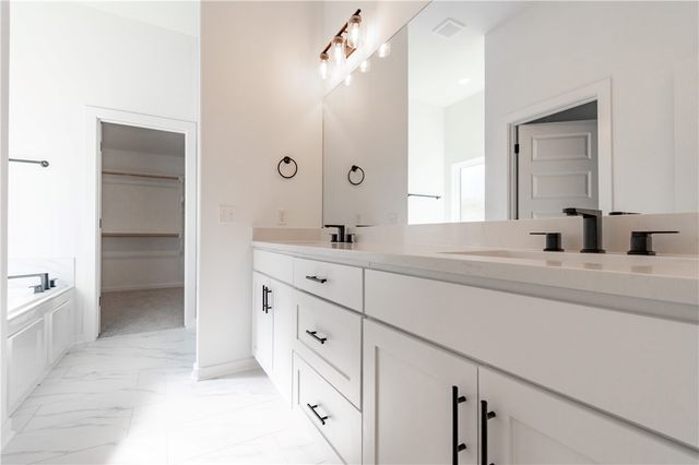 5840 Poppy Avenue, Springdale, AR 72762