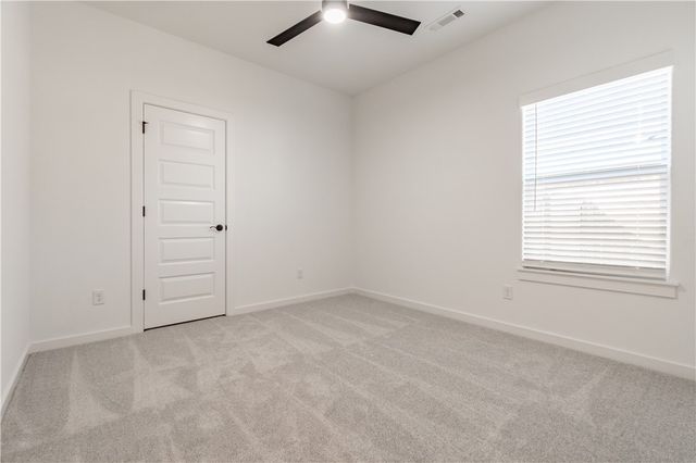 5840 Poppy Avenue, Springdale, AR 72762