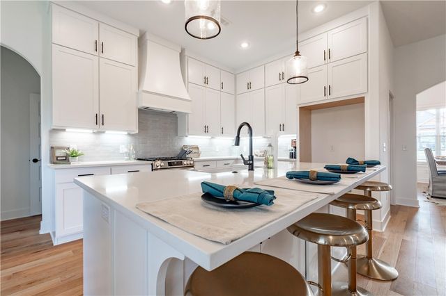 5840 Poppy Avenue, Springdale, AR 72762