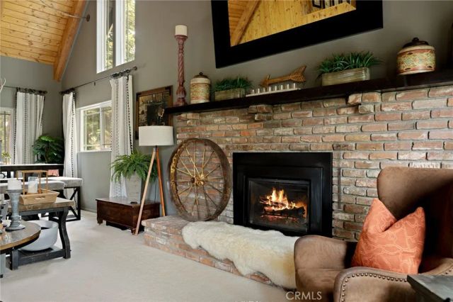366 Rainier Road, Lake Arrowhead, CA 92352