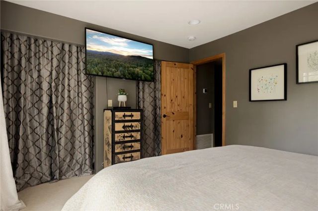 366 Rainier Road, Lake Arrowhead, CA 92352