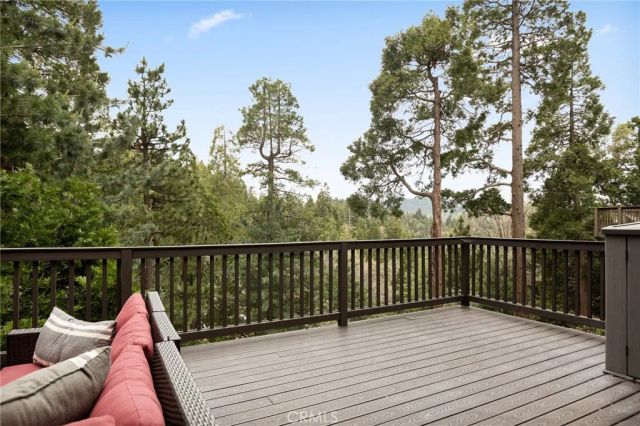 366 Rainier Road, Lake Arrowhead, CA 92352