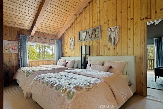 366 Rainier Road, Lake Arrowhead, CA 92352