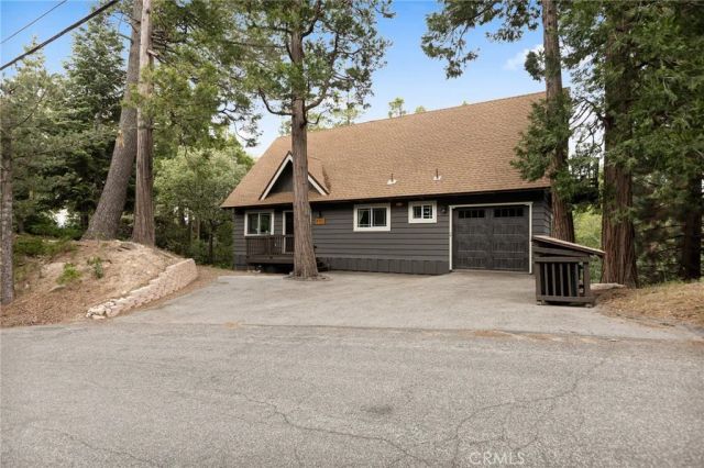 366 Rainier Road, Lake Arrowhead, CA 92352