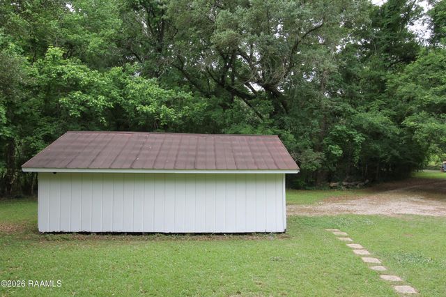 320 Frozard Road, Arnaudville, LA 70512