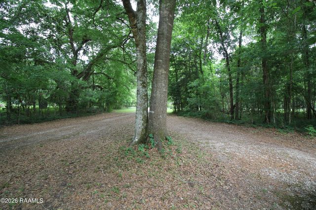 320 Frozard Road, Arnaudville, LA 70512