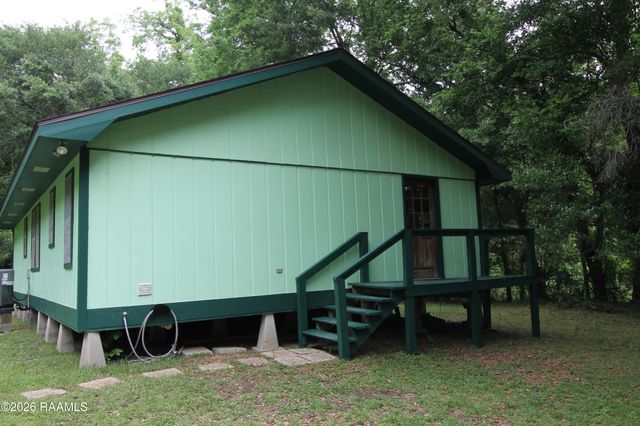 320 Frozard Road, Arnaudville, LA 70512