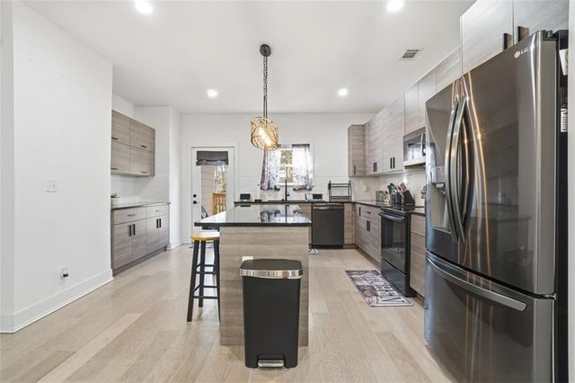 2281 Pryor SW Road, Atlanta, GA 30315