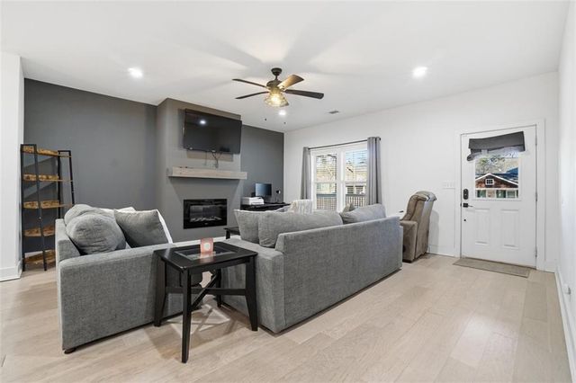 2281 Pryor SW Road, Atlanta, GA 30315