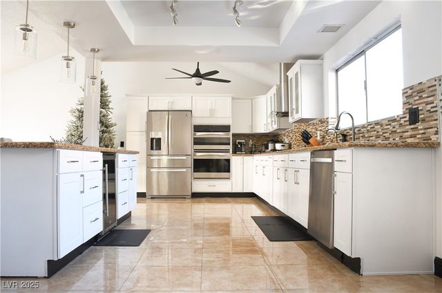 1708 Crest Avenue, Las Vegas, NV 89119