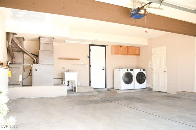 1708 Crest Avenue, Las Vegas, NV 89119