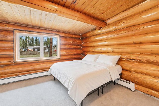 1025 SIRLIN DRIVE, North Pole, AK 99705