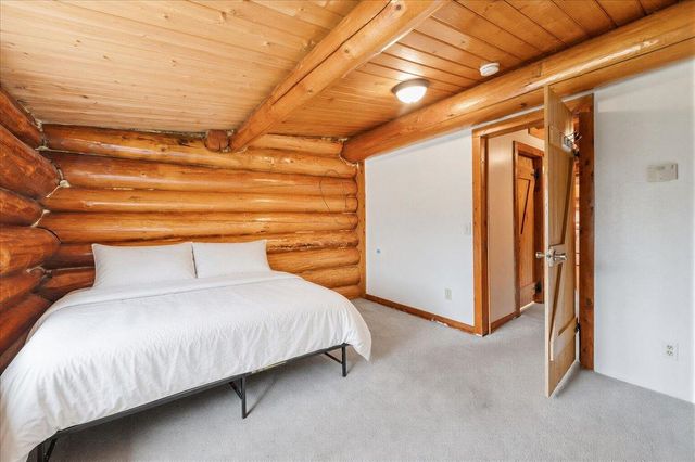 1025 SIRLIN DRIVE, North Pole, AK 99705