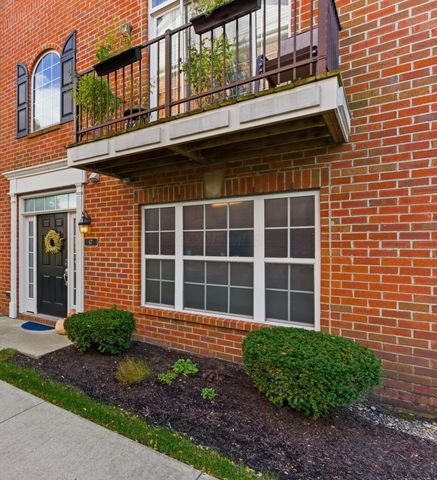 67 Highland Pointe Circle, Columbus, OH 43235