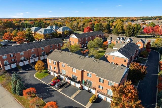 67 Highland Pointe Circle, Columbus, OH 43235