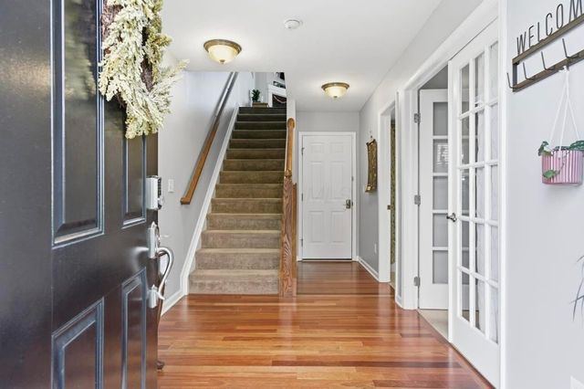 67 Highland Pointe Circle, Columbus, OH 43235