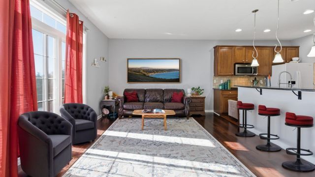 67 Highland Pointe Circle, Columbus, OH 43235