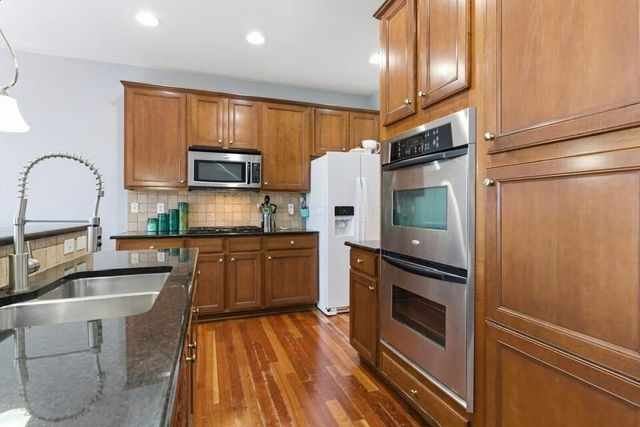 67 Highland Pointe Circle, Columbus, OH 43235