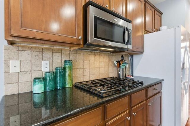 67 Highland Pointe Circle, Columbus, OH 43235