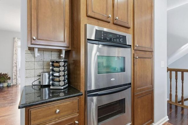 67 Highland Pointe Circle, Columbus, OH 43235