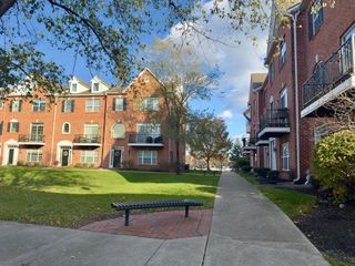 67 Highland Pointe Circle, Columbus, OH 43235