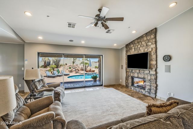 9252 N FIREBRICK Drive, Fountain Hills, AZ 85268