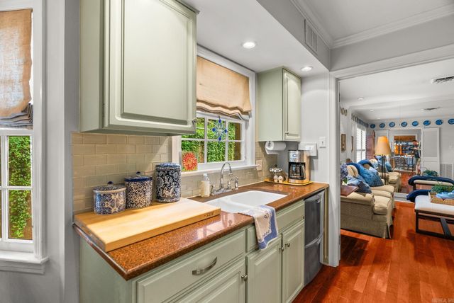 3901 Cedar Hill #18, Little Rock, AR 72202