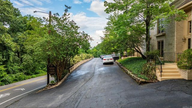 3901 Cedar Hill #18, Little Rock, AR 72202