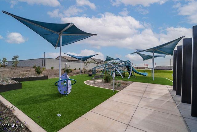 3954 S PERIWINKLE Circle, Mesa, AZ 85212