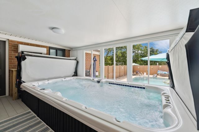 1904 Digg Ct, Columbia, TN 38401