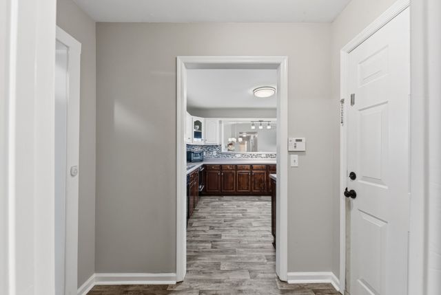 1904 Digg Ct, Columbia, TN 38401