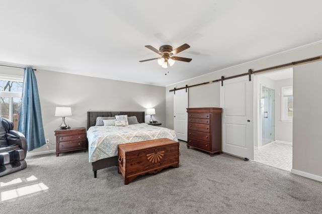 1904 Digg Ct, Columbia, TN 38401