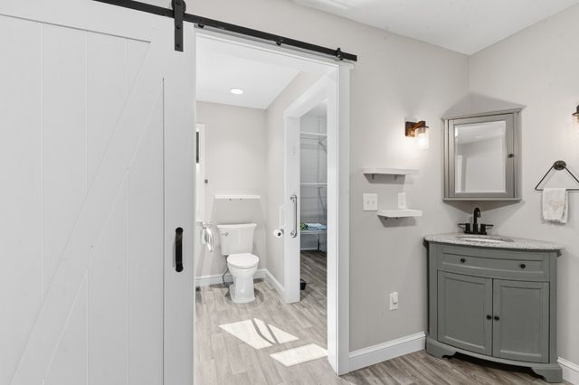 1904 Digg Ct, Columbia, TN 38401