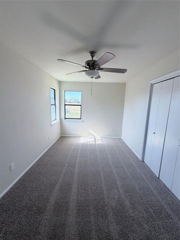 3616 Willowick Drive, Bay City, TX 77414