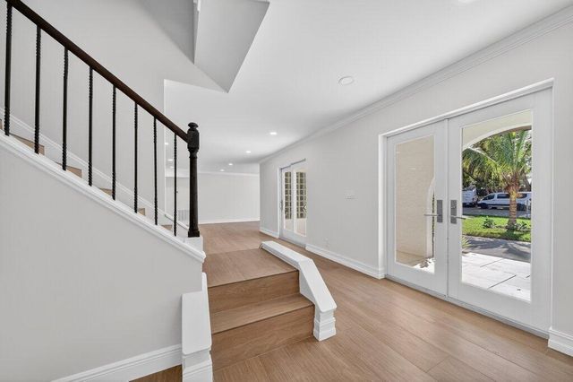 37 E High Point Road, Sewalls Point, FL 34996