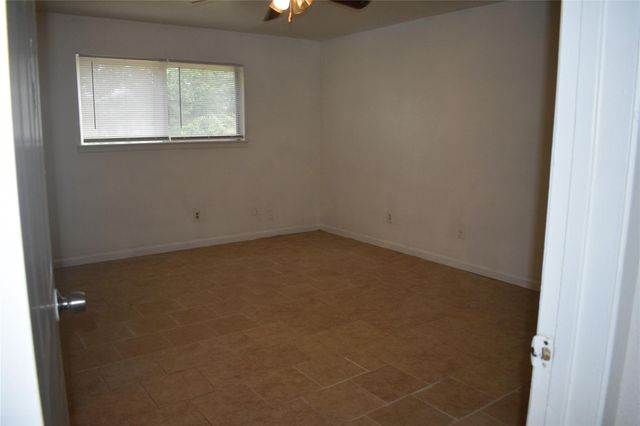 6718 Rowell Court, Houston, TX 77489