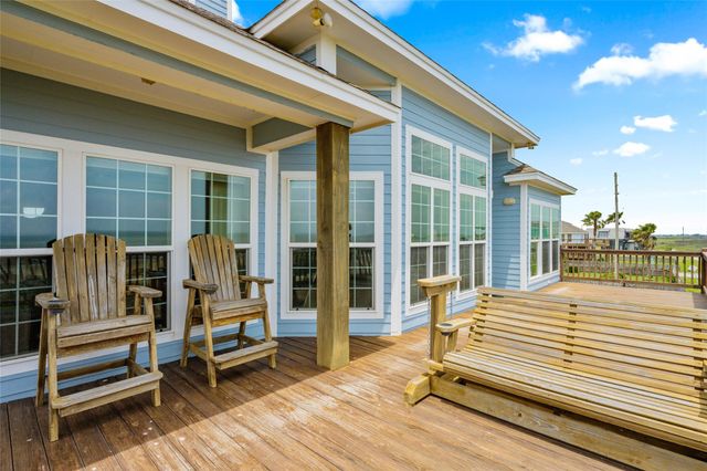 774 Wommack, Crystal Beach, TX 77650