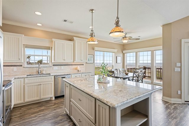 774 Wommack, Crystal Beach, TX 77650