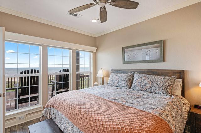 774 Wommack, Crystal Beach, TX 77650