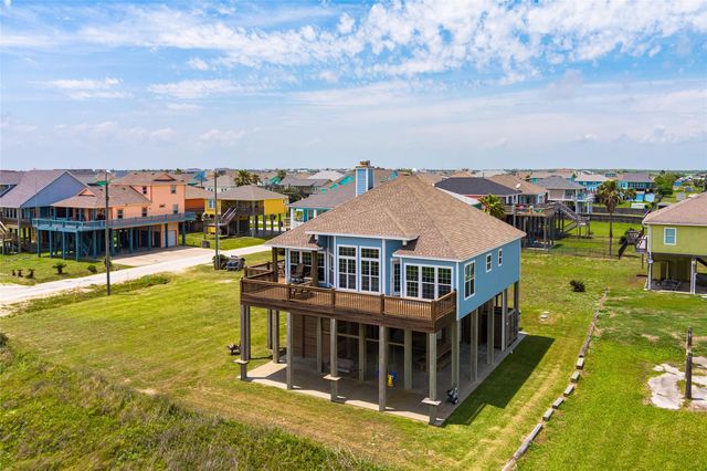 774 Wommack, Crystal Beach, TX 77650