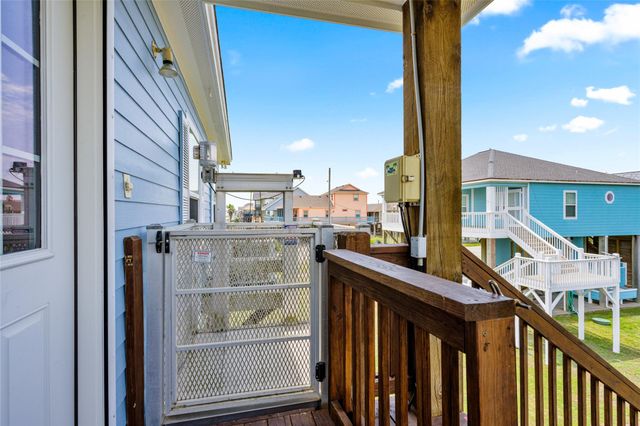 774 Wommack, Crystal Beach, TX 77650