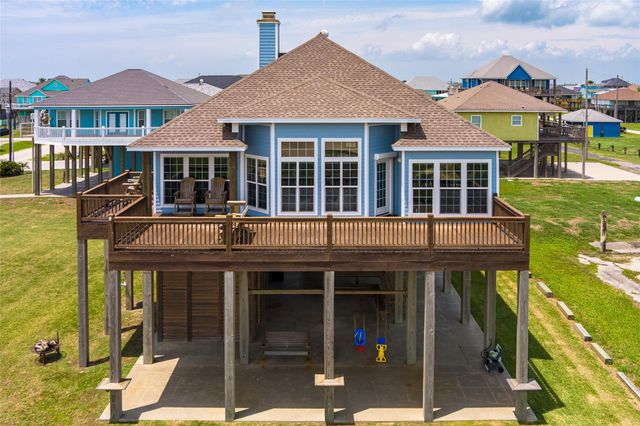 774 Wommack, Crystal Beach, TX 77650