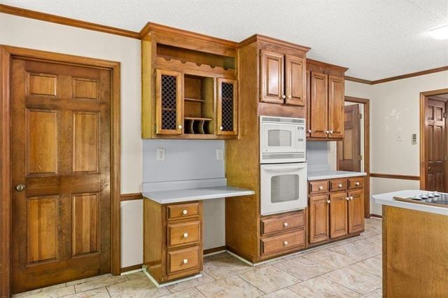 2407 Woodbridge Drive, Marietta, GA 30066