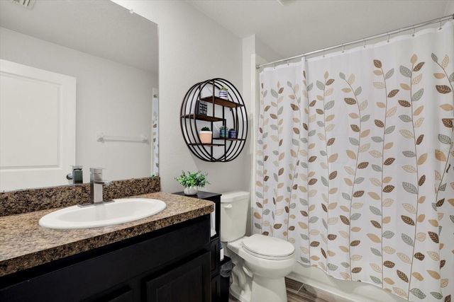 1013 TIDAL ROCK AVE, Ruskin, FL 33570