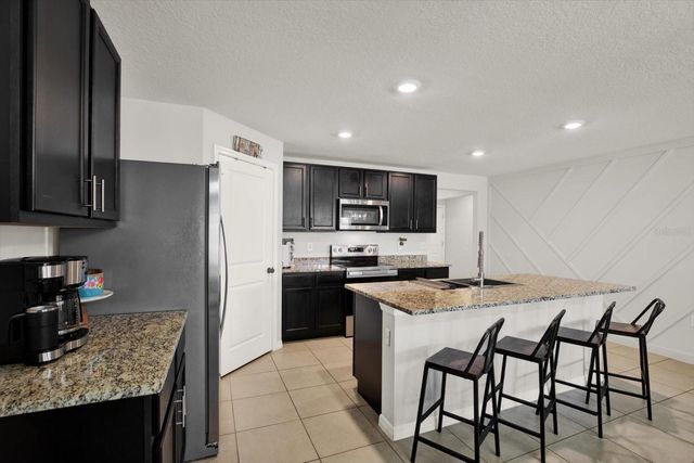 1013 TIDAL ROCK AVE, Ruskin, FL 33570