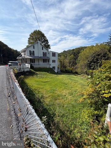291 N GALEN HALL RD, Wernersville, PA 19565