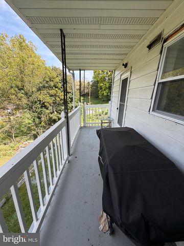 291 N GALEN HALL RD, Wernersville, PA 19565