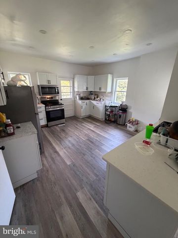 291 N GALEN HALL RD, Wernersville, PA 19565
