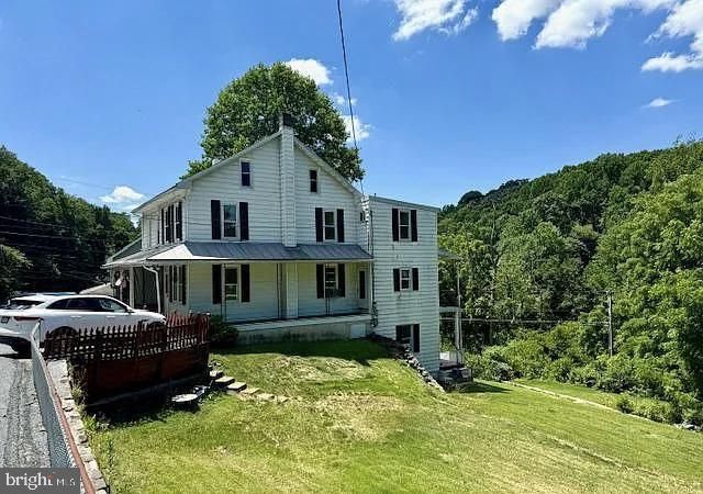 291 N GALEN HALL RD, Wernersville, PA 19565